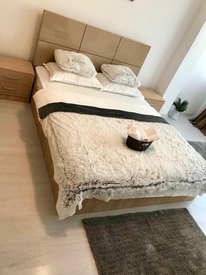 Anastasia Apartament Cu 2 Camere Orszowa Zewnętrze zdjęcie